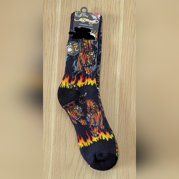 NWT Ed Hardy Cushioned Crew Socks - 2 Pair/Pack - 2 different Tiger Prints - Picture 5 of 6